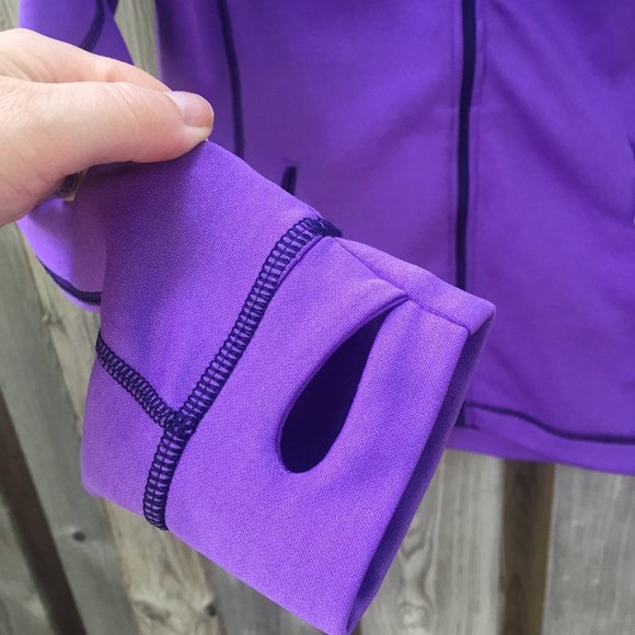 PeakPerformance R&D purple mid-layer zip up - size S - Picture 4 of 9